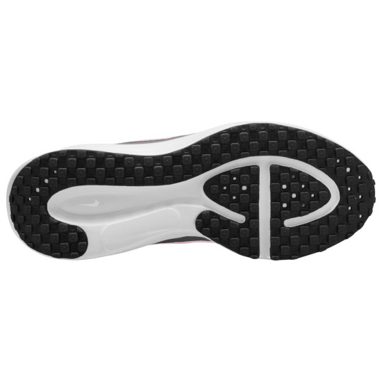 Nike Revolution 8 W